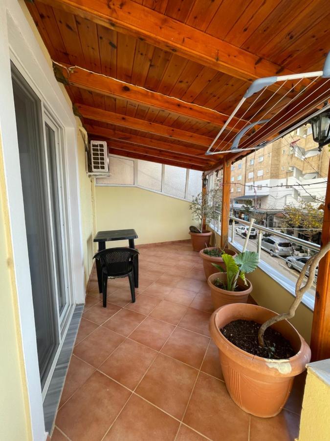 סרנדה Modern Beachfront Apartments מראה חיצוני תמונה